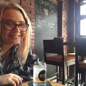 Meet your Posher, Annie